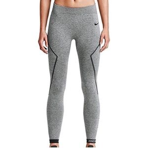 Nike Hyperwarm Seamless Gray Leggings