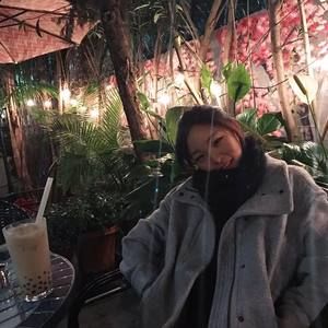 Meet your Posher, Eunice