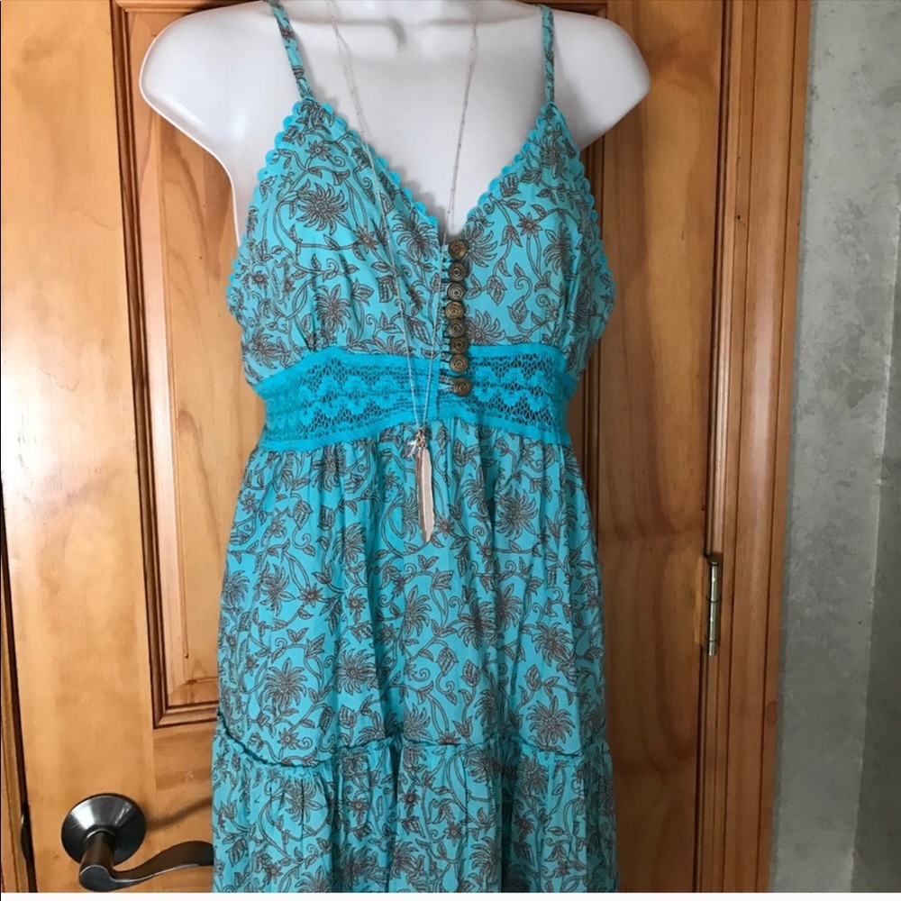 “ Havana “, BOHO, Maxi dress, wear it with a fur ! - Picture 5 of 8
