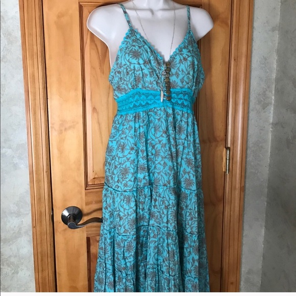 “ Havana “, BOHO, Maxi dress, wear it with a fur ! - Picture 4 of 8