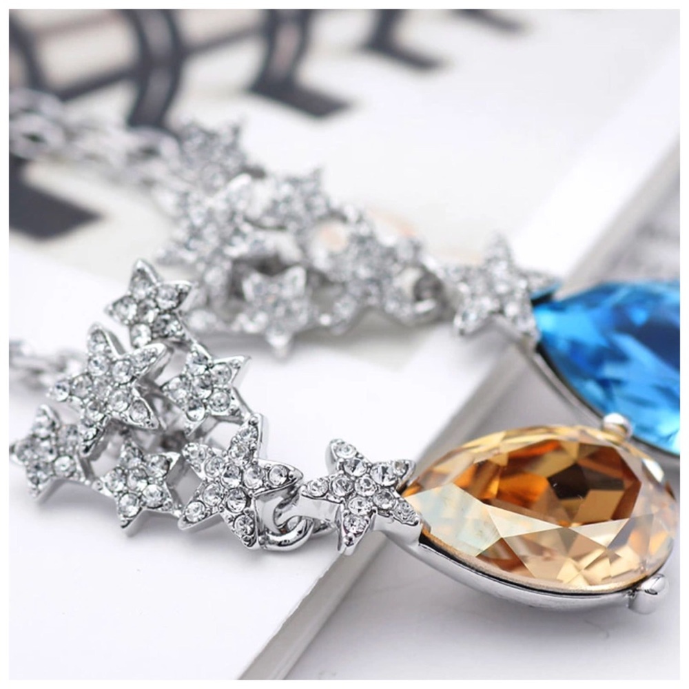 Swarovski Crystals The Baylee Star Necklace - Picture 3 of 6