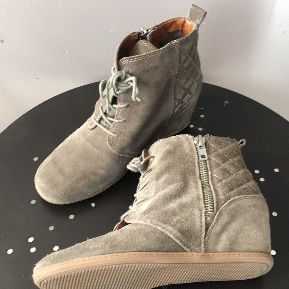 DV by Dolce Vita ‘Kalen’ Bootie - Picture 3 of 6