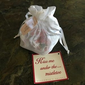 Victoria secret 3 piece garter set