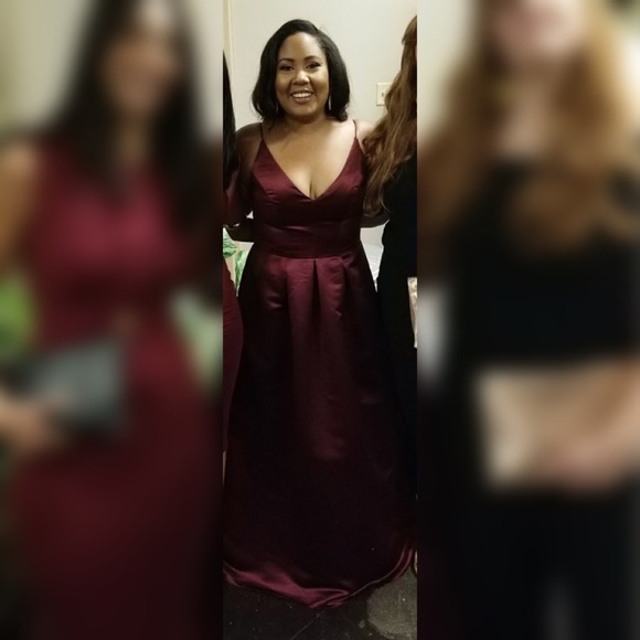 HAYLEY PAIGE OCCASIONS BRIDESMAID DRESS W/POCKETS - Picture 2 of 4