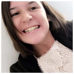 Meet your Posher, Sydni