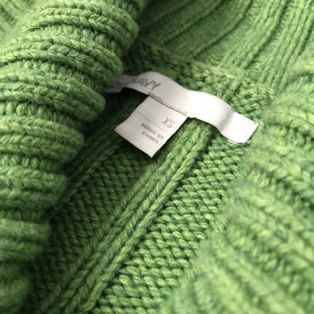 Old Navy Green Knit Sweater x-Small