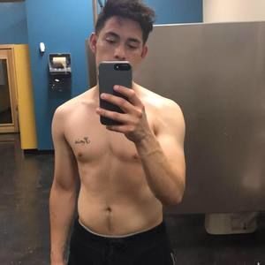 Meet your Posher, Alvaro