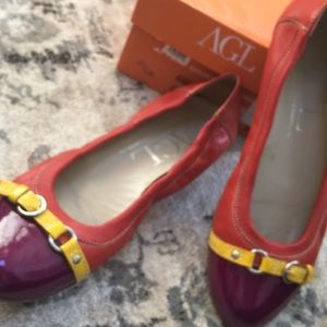 Agl Rate Tri-Color Fun And Flirty Leather Flats - image 1