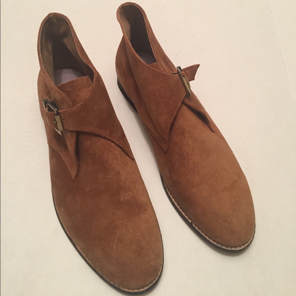 Johnston & Murphy Suede Boots