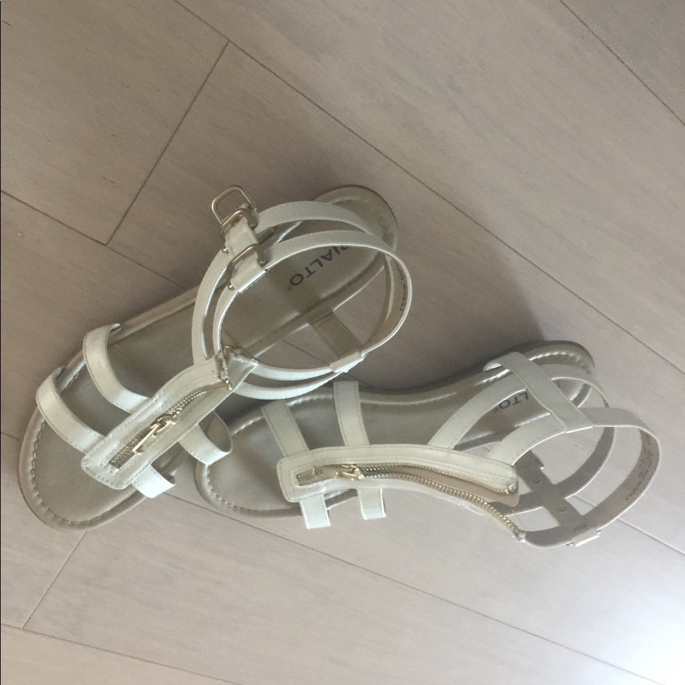 Rialto white sandals