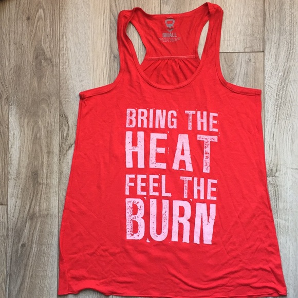 💪 Flowy Racerback Tank; NWOT - Picture 3 of 5