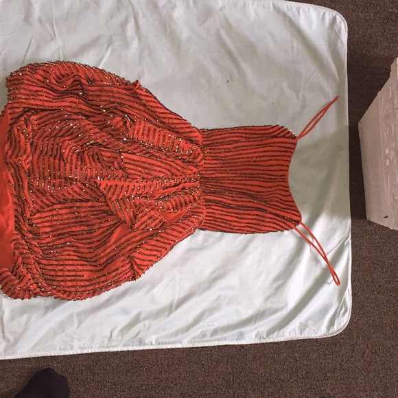 Authentic French Connection sequence dress - Picture 3 of 5