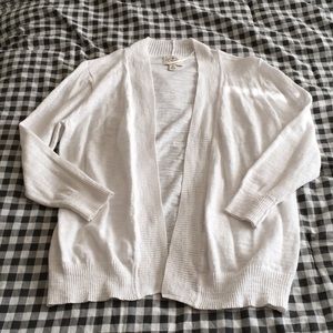 White 3/4 Sleeve Cardigan