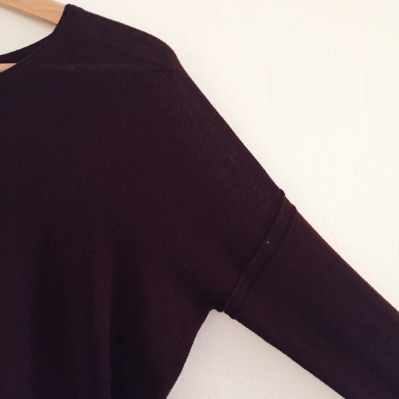 H&M Maroon Drop Shoulder T Shirt - Picture 3 of 3