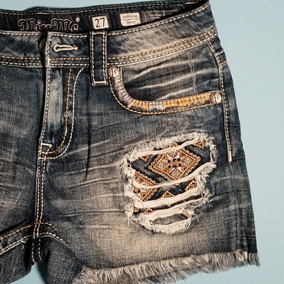 Miss Me Jean Embroidered Boyfriend Shorts - Picture 2 of 8