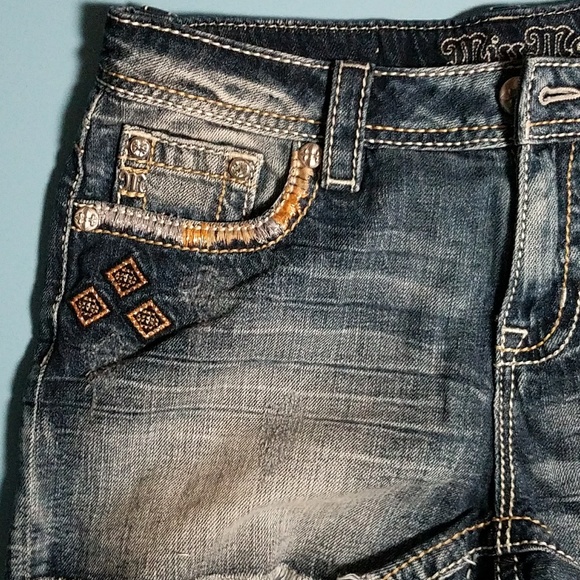 Miss Me Jean Embroidered Boyfriend Shorts - Picture 6 of 8