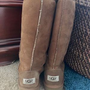 Authentic ugg Winter boots.