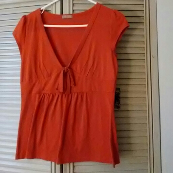 Top - Picture 1 of 1