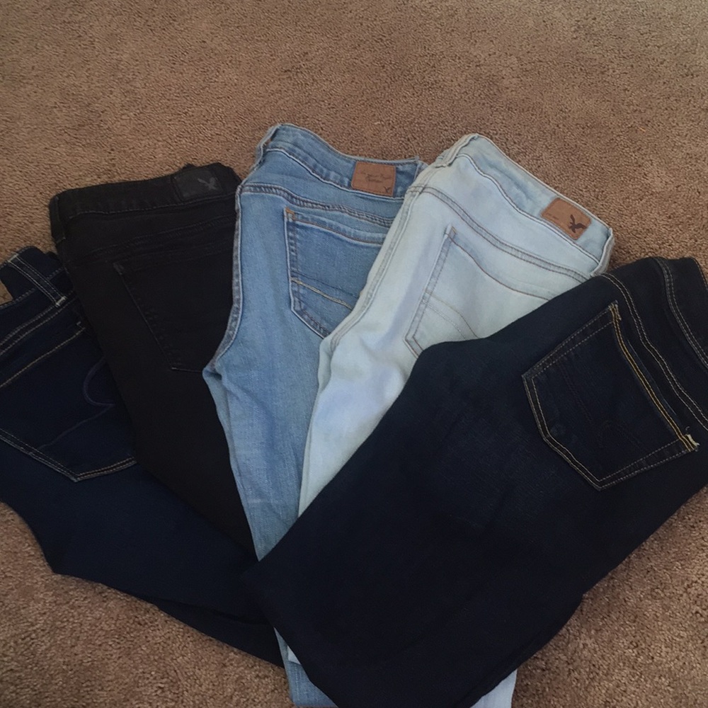 💕Bundle of american eagle skinny jeans💕