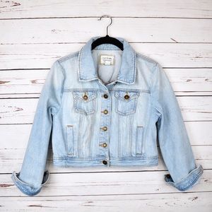 🚫SOLD!🚫 FOREVER 21 Light Denim Jean Jacket