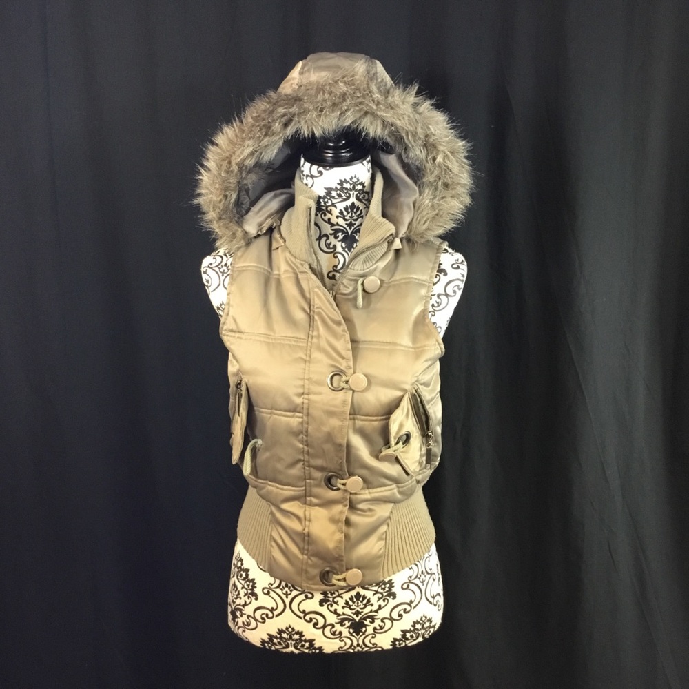 Refuge Taupe Faux Fur Removable Hood Vest Sz. S - Picture 1 of 5