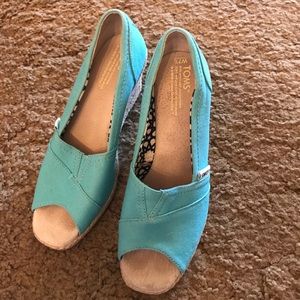 Toms Heels