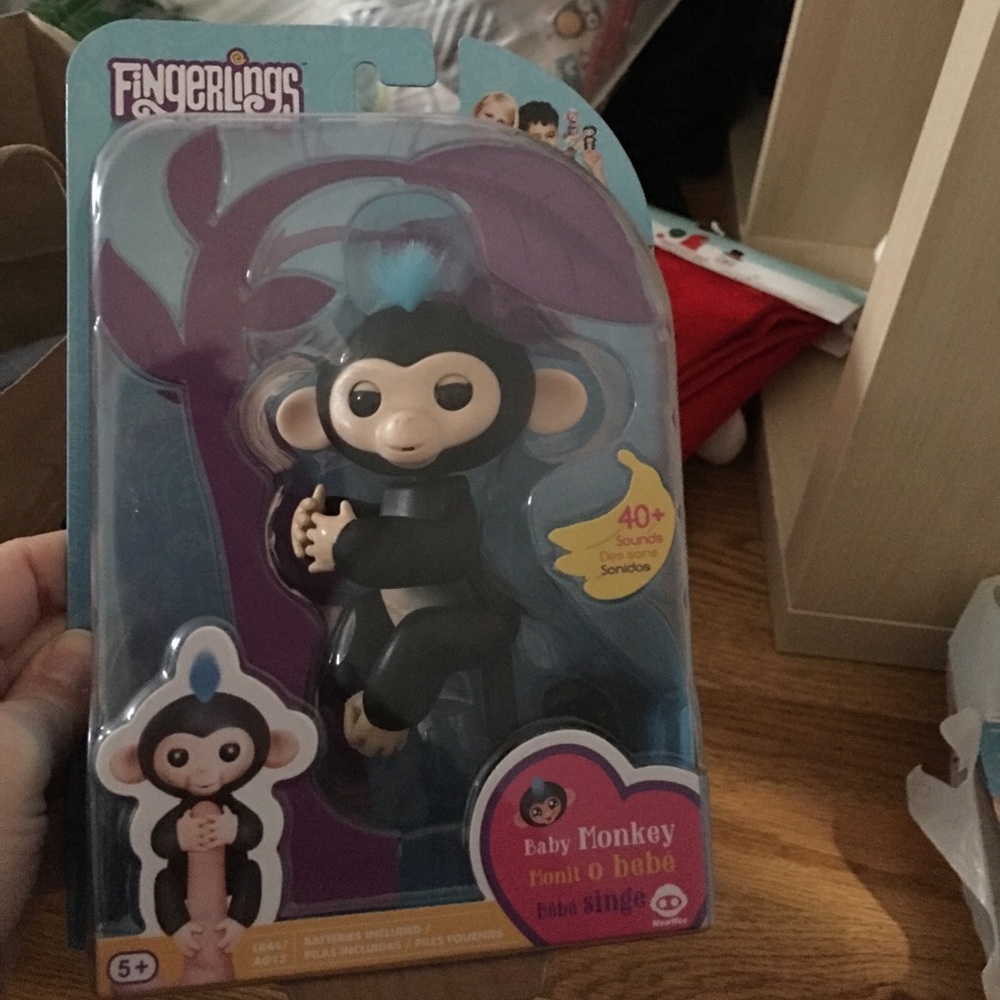 Fingerlings black monkey