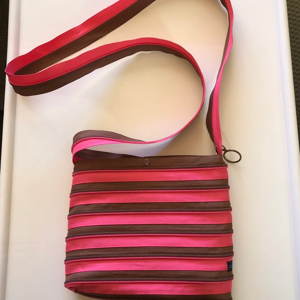 Cute Coral / Brown Zip-It Crossbody Bag