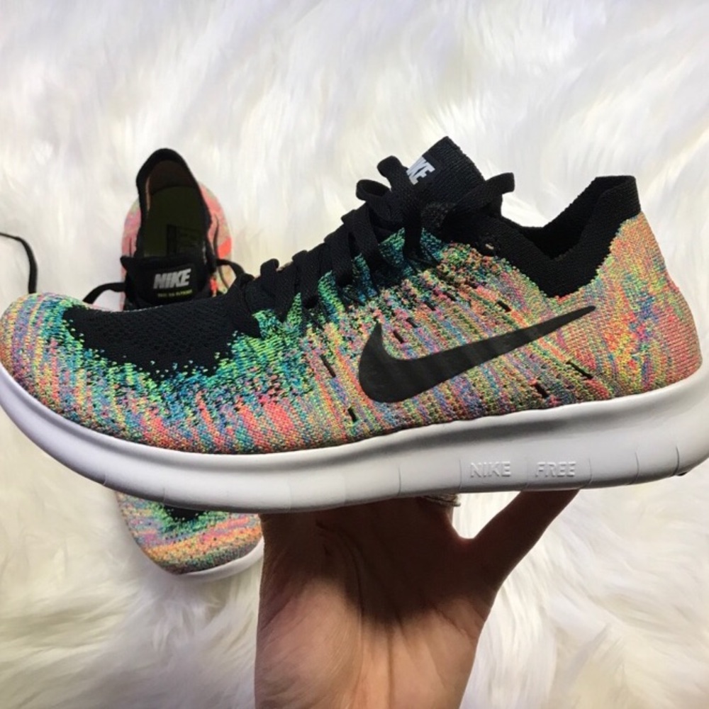 Nike Rn Flyknit size 6Y