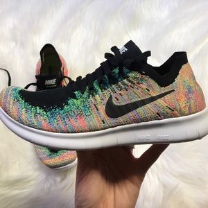 Nike Rn Flyknit size 6Y