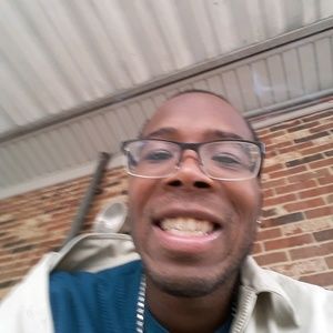 Meet your Posher, Thomas