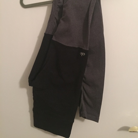 ALO Yoga Pants - Alo Goddess Leggings