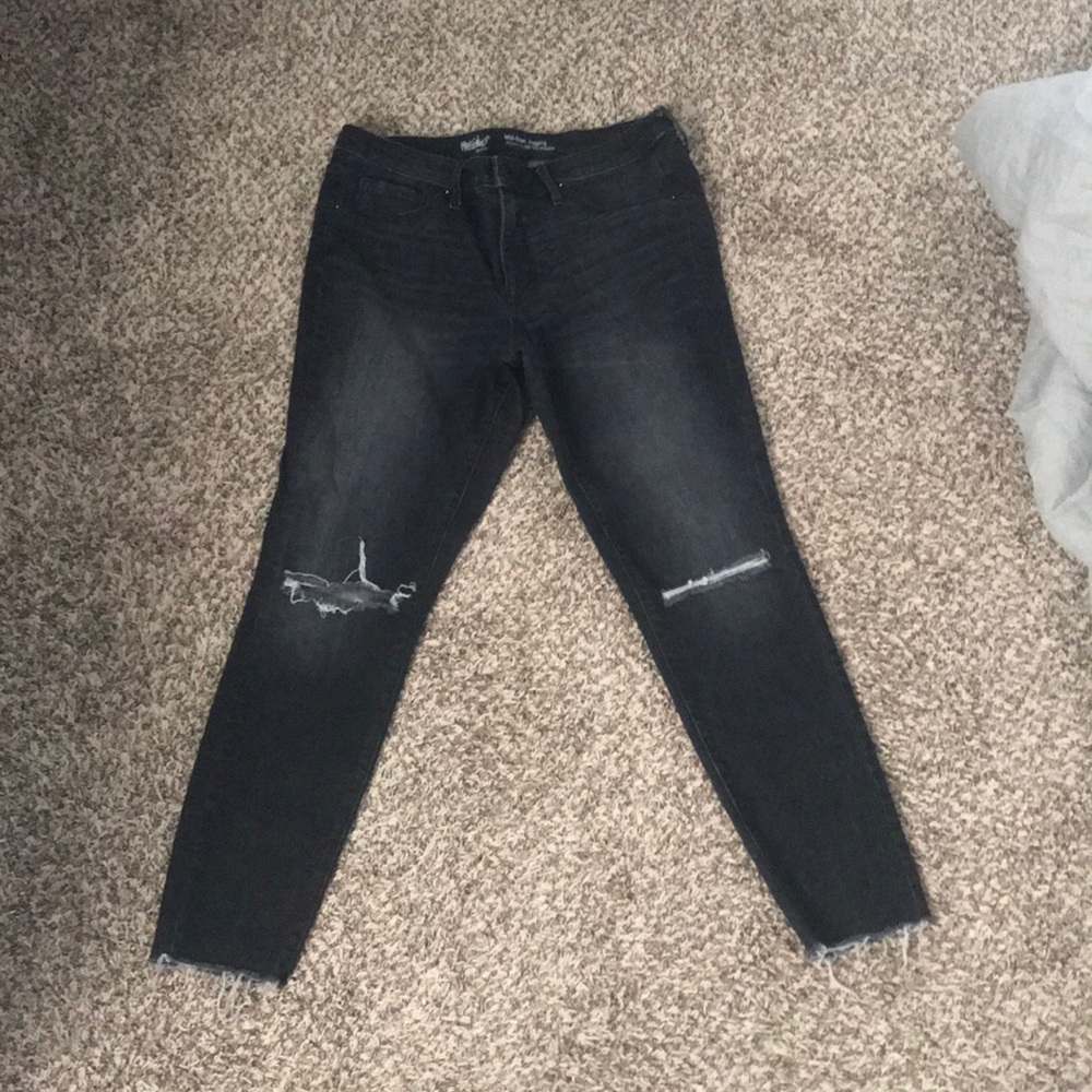 Mid rise jeans