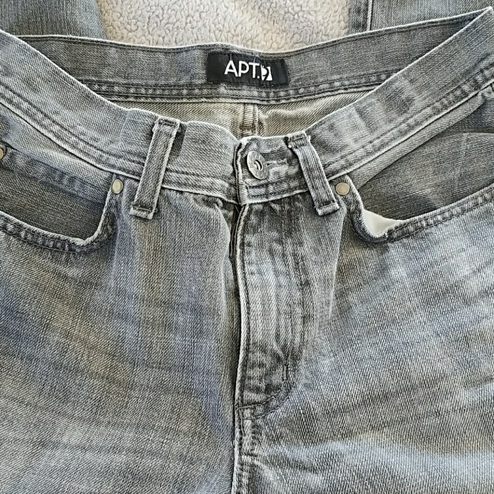Apt 9 grey wash jeans size 30 by 30 slim fit