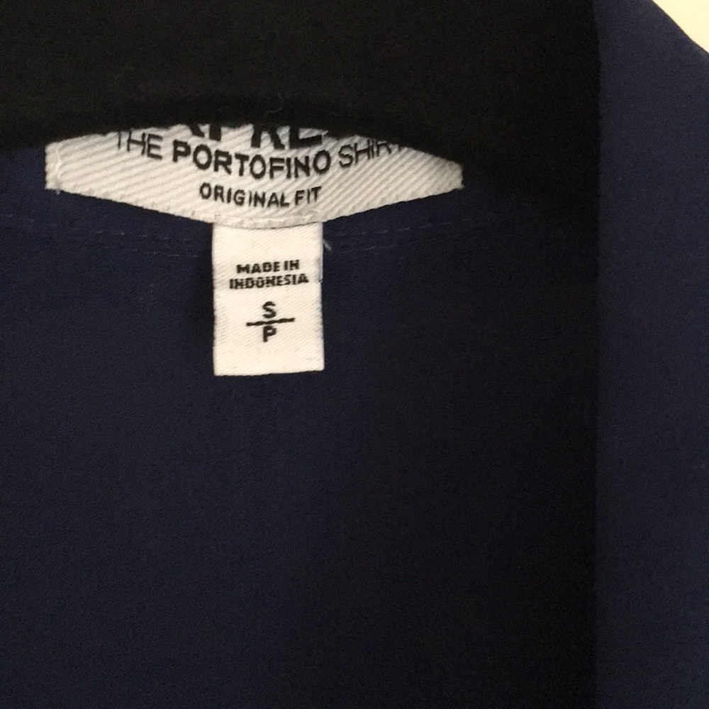 Express Button-up - Picture 2 of 3