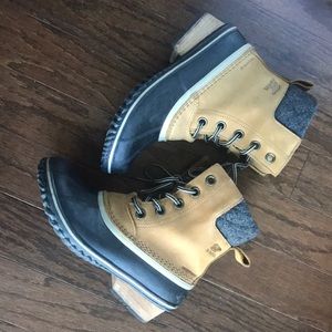 Sorel Slimpack II Waterproof Boots Size 7