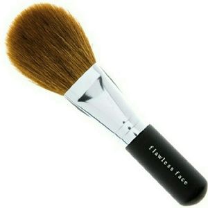 🍁BareMinerals FLAWLESS FACE BRUSH🍁