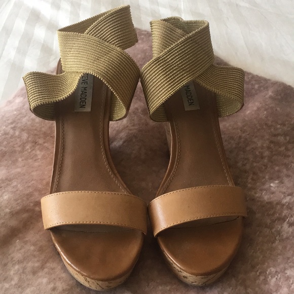 Steve Madden Wedges - Picture 2 of 5