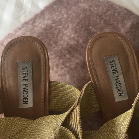 Steve Madden Wedges - Picture 3 of 5