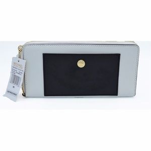 NWT Michael Kors Wallet B&W Greenwich Travel