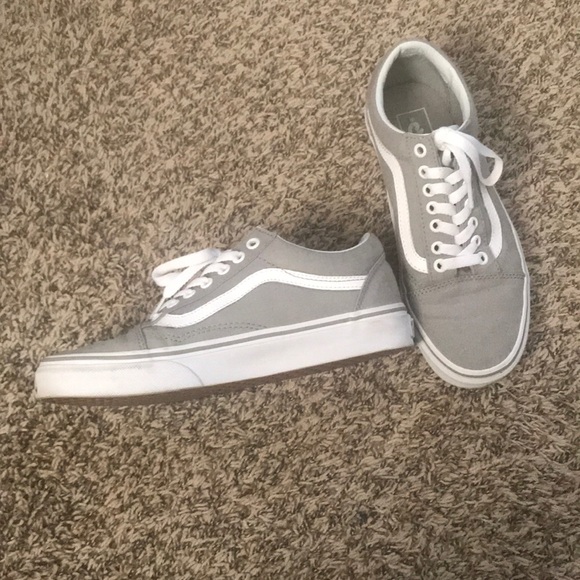 Vans - Picture 2 of 4