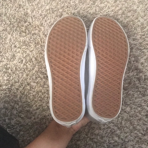 Vans - Picture 3 of 4