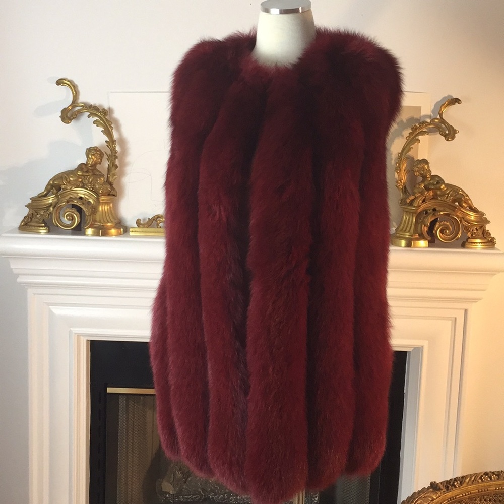 Foxy ... - Picture 2 of 5