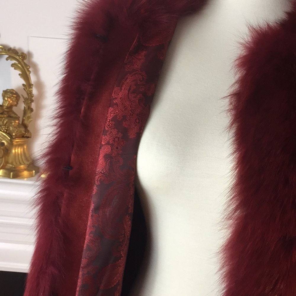 Foxy ... - Picture 3 of 5