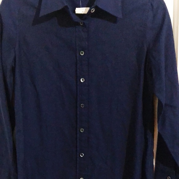 J. Crew “Laura Femme Fit” button down shirt - Picture 4 of 5