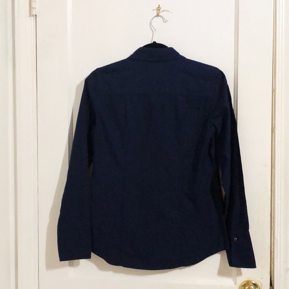 J. Crew “Laura Femme Fit” button down shirt - Picture 3 of 5