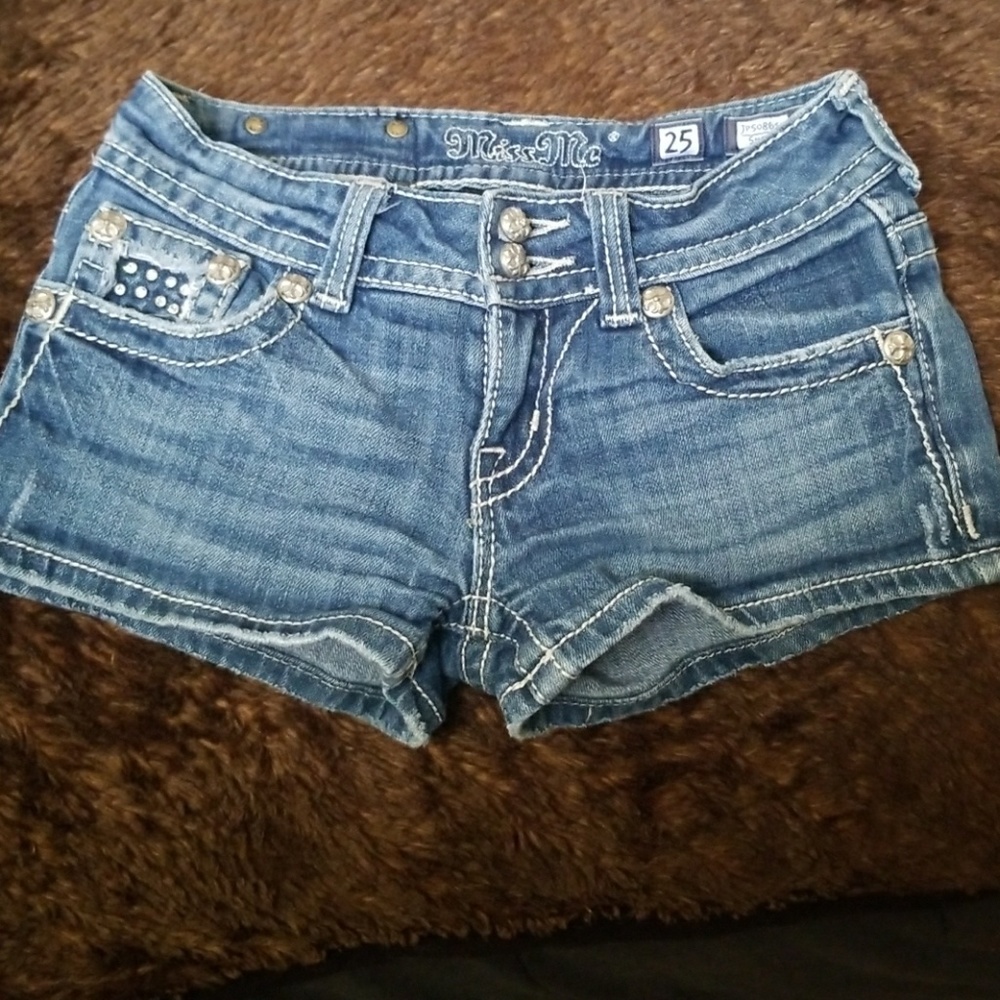 Size 25 Miss Me Shorts...