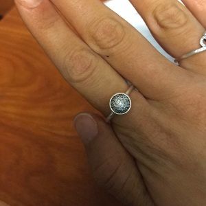 Pandora Ring