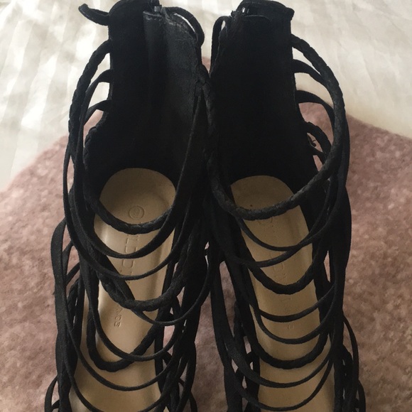 Wild Diva Heels - Picture 3 of 5