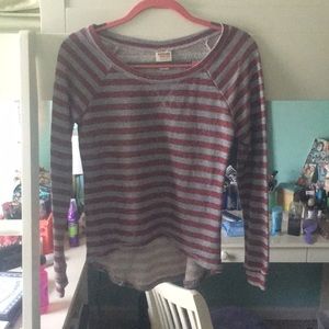 grey and maroon striped long sleeve shirt